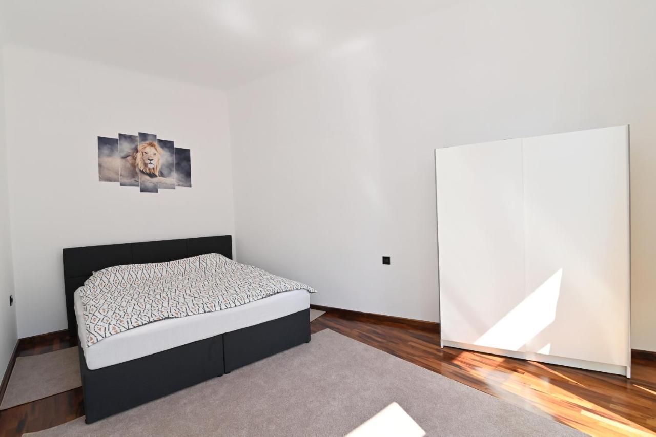 Tyson Apartman Rijeka Lejlighed Eksteriør billede
